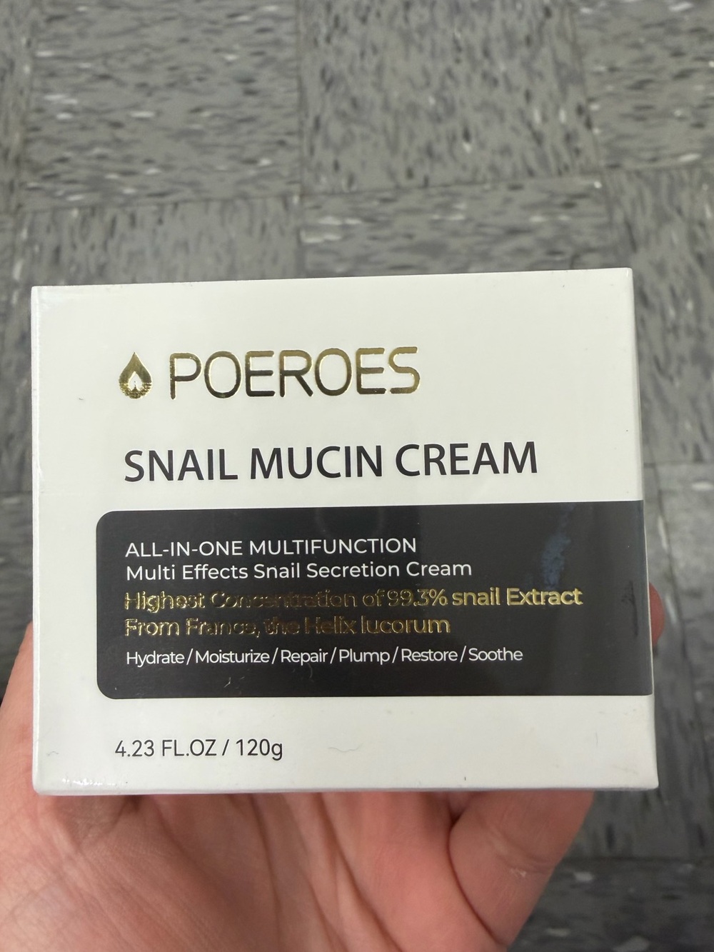 POEROES Snail Mucin Cream - White & Black Packaging